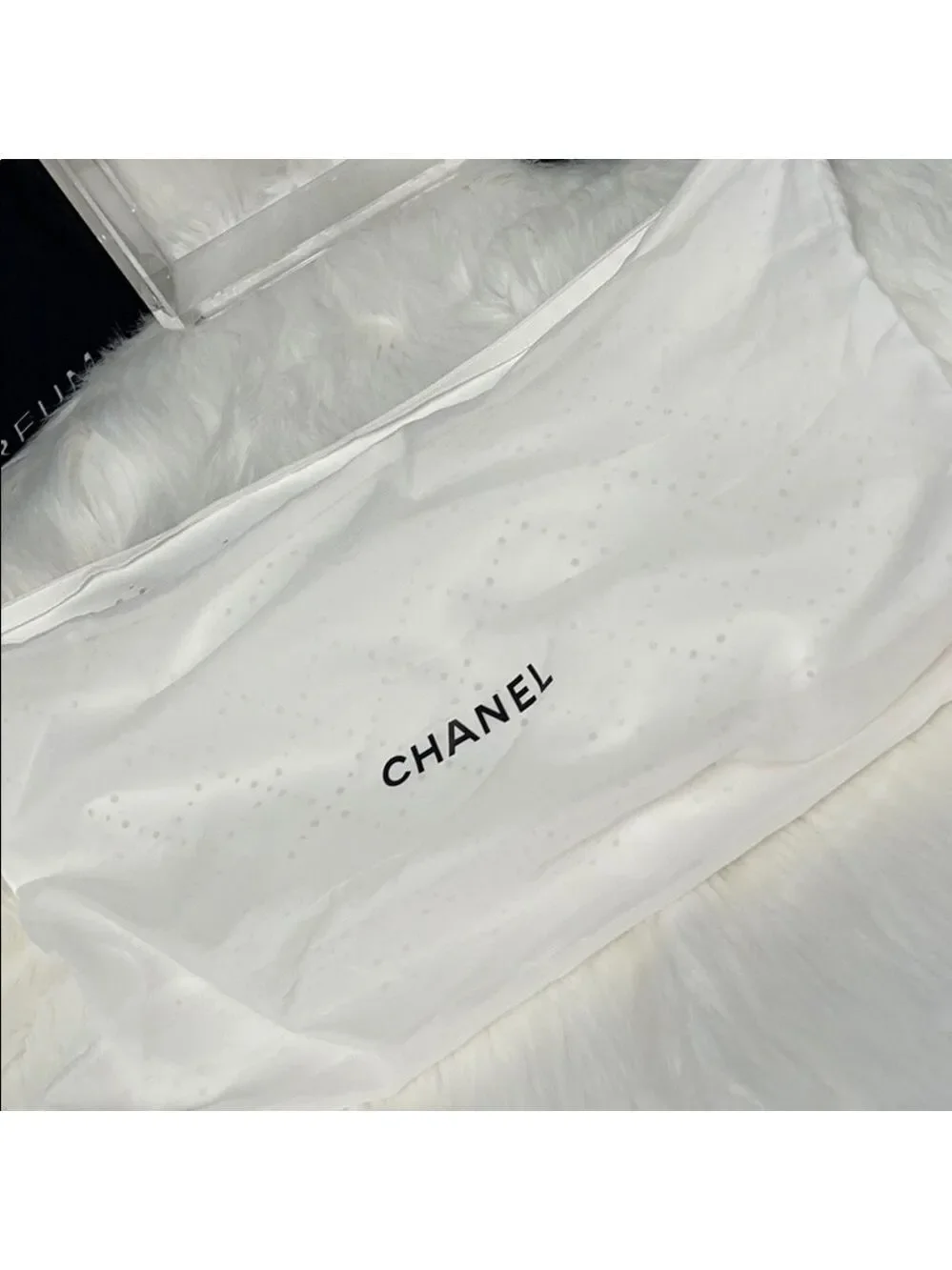 AUTHENTIC CHANEL LAX TASSEL BOWLER BAG TAWNY PEBBLED LEATHER SHOULDER BAG